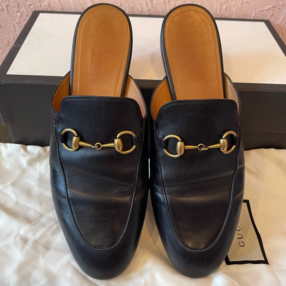 Gucci Princetown leather slipper mule, runs small